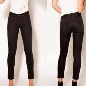 Imogene and Willie Slim Black Jeans, Size24,
Excellent, Like New Condition